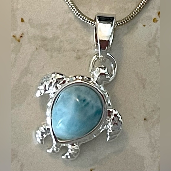 Sterling Silver Larimar Caribbean Gem Sea Turtle Necklace - Picture 1 of 7